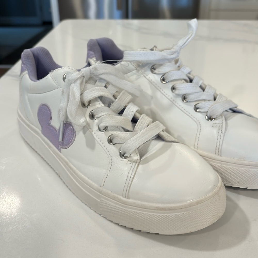 Mickey Mouse sneakers size 9 white and purple